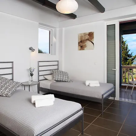 Ionian Land Villas * Lefkada City